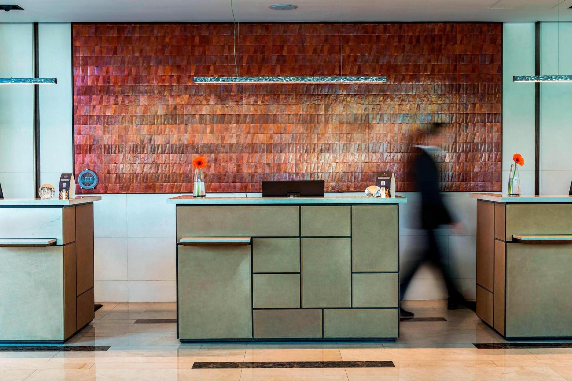 Renaissance Santiago By Marriott Hotel Exterior photo