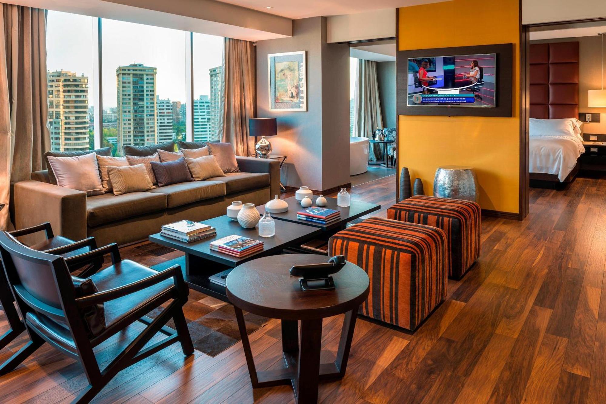 Renaissance Santiago By Marriott Hotel Exterior photo
