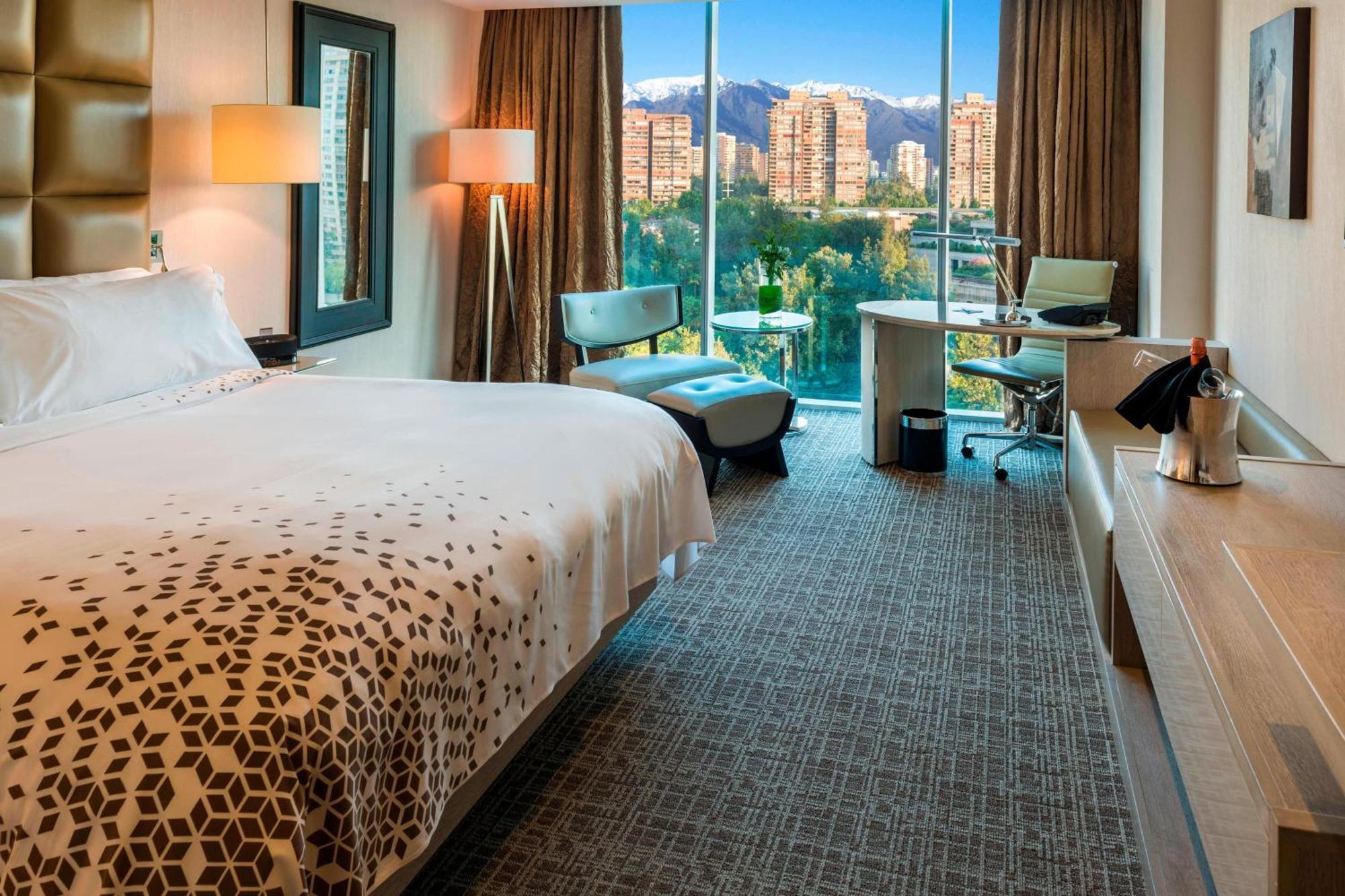 Renaissance Santiago By Marriott Hotel Exterior photo