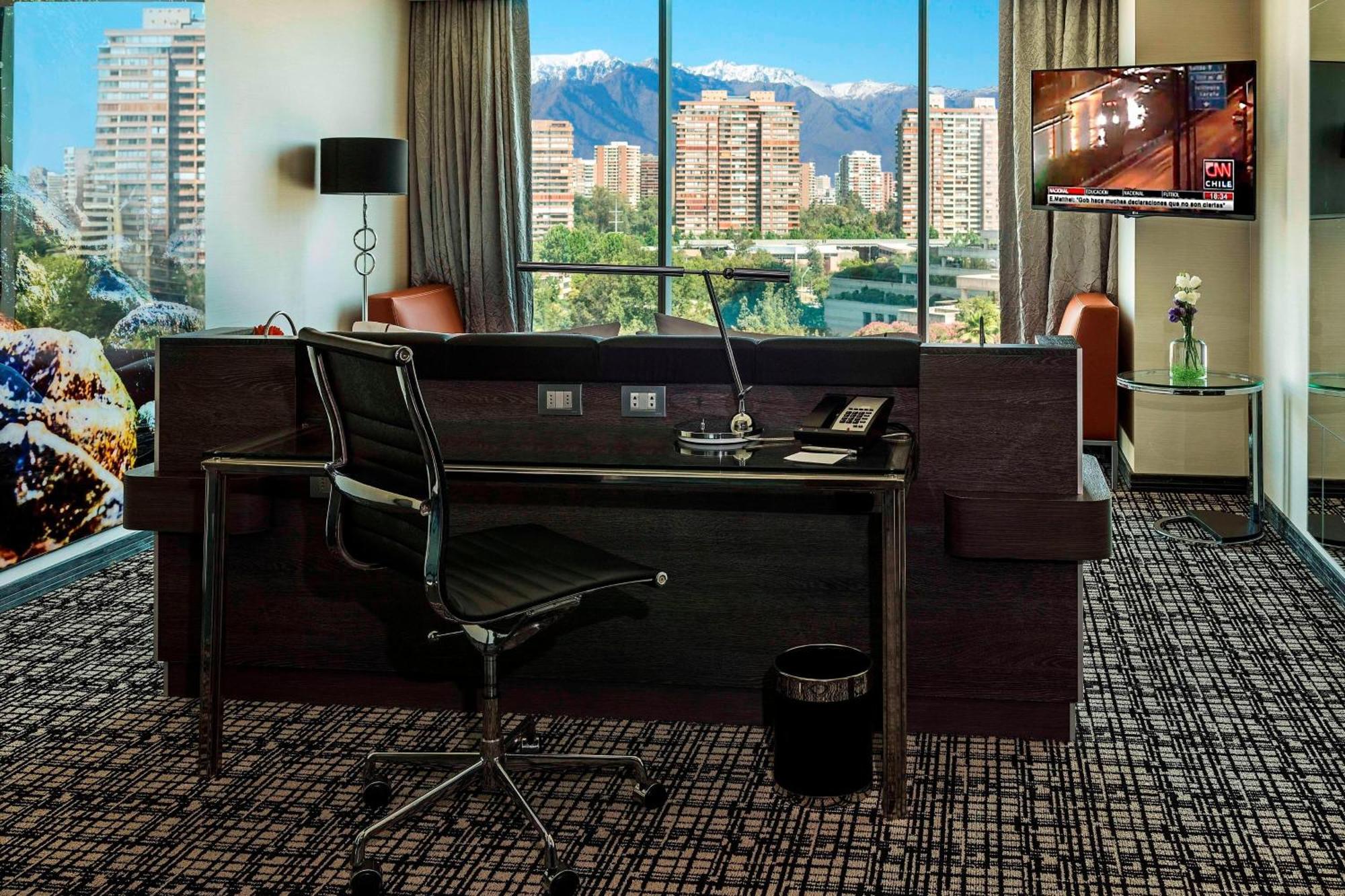 Renaissance Santiago By Marriott Hotel Exterior photo